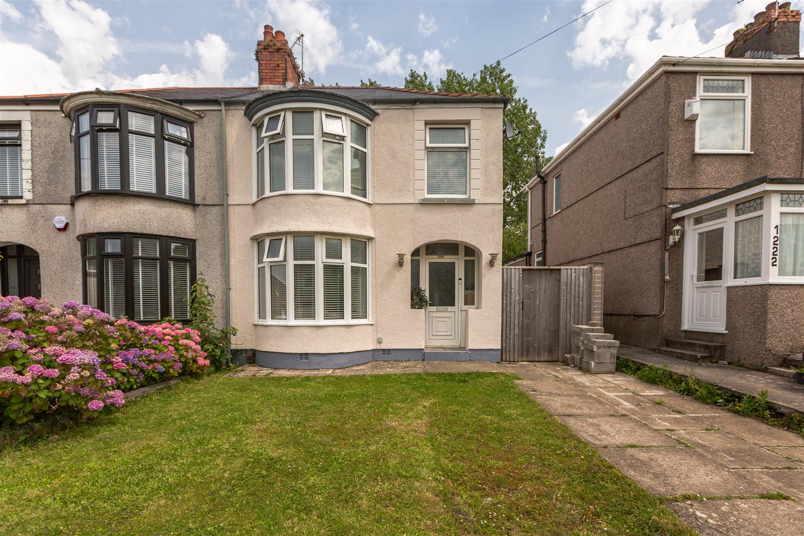 Carmarthen Road, Fforestfach, Swansea, SA5 4BN